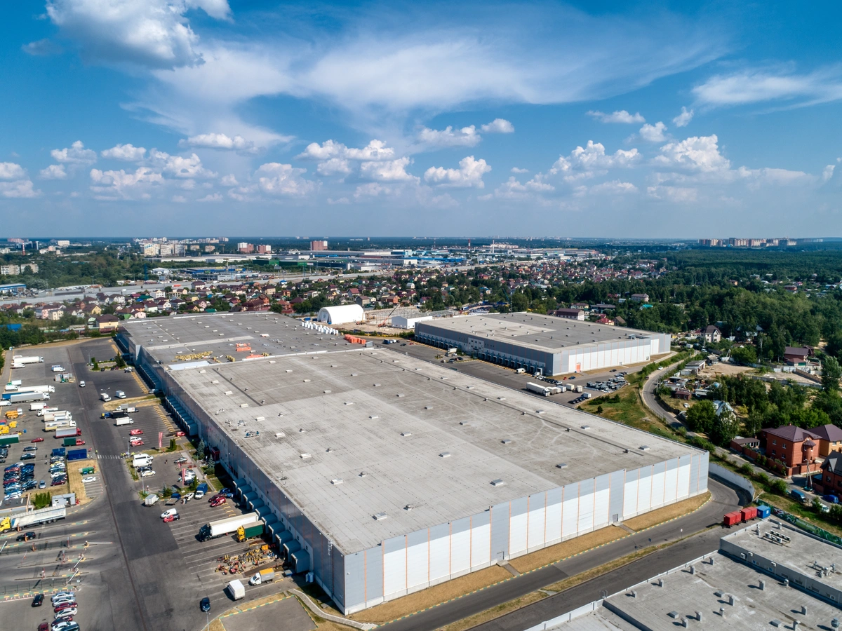 commercial roof and skyline 1